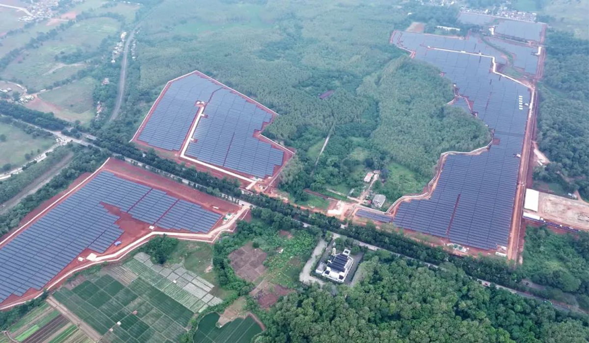 Indonesia's largest land-based photovoltaic power station completed and put into operation