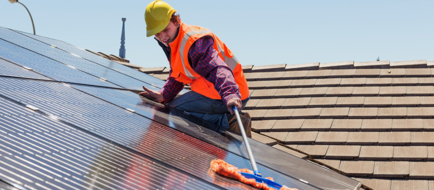 8 Steps for Solar Panel Maintenance